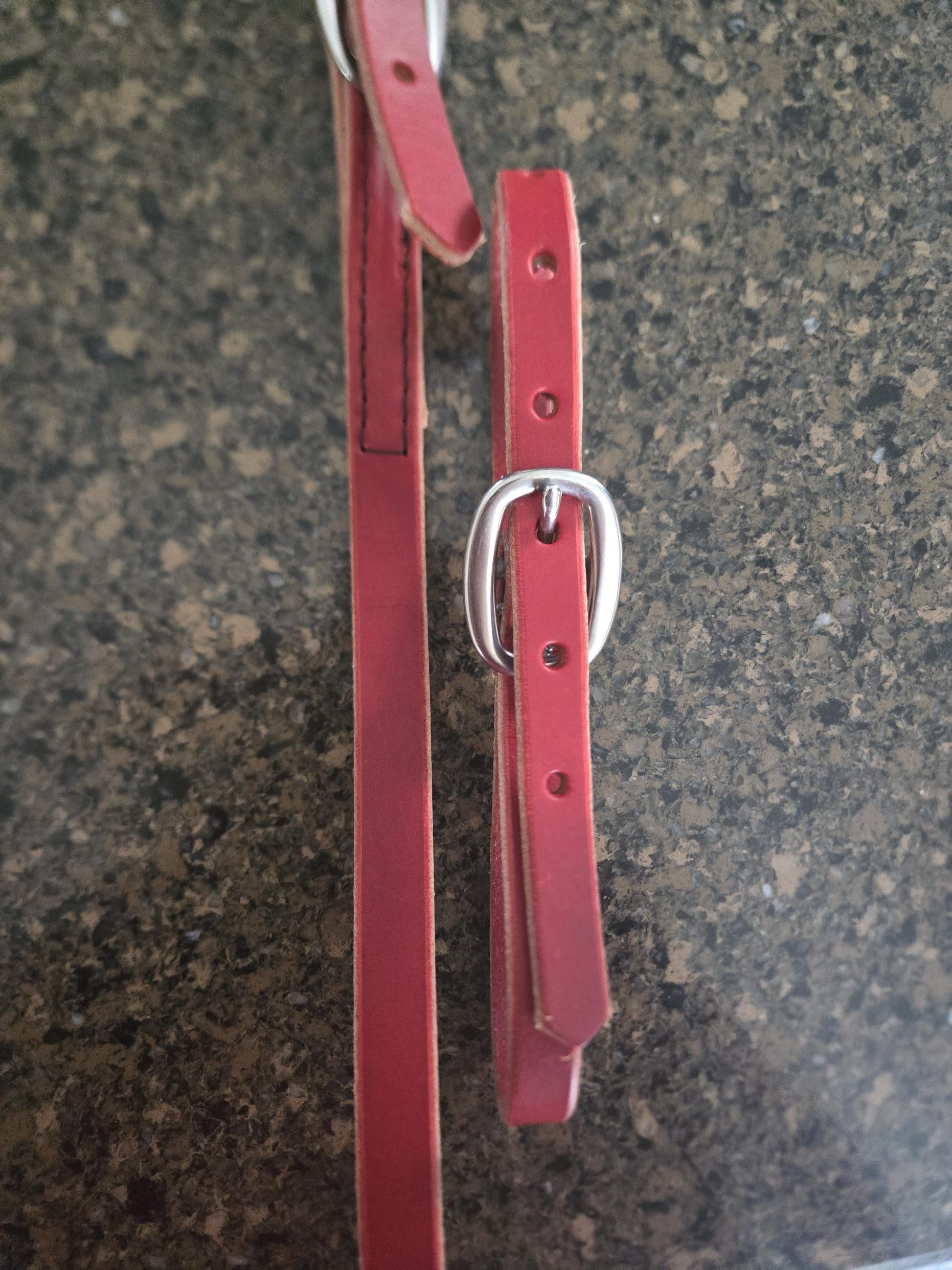 100% Mohair Breast Collar, Equestrian Tack Set for Western Horseback Riding, w Stainless Steel Buckles + Herman Oak Leather Tugs, Red + Tan