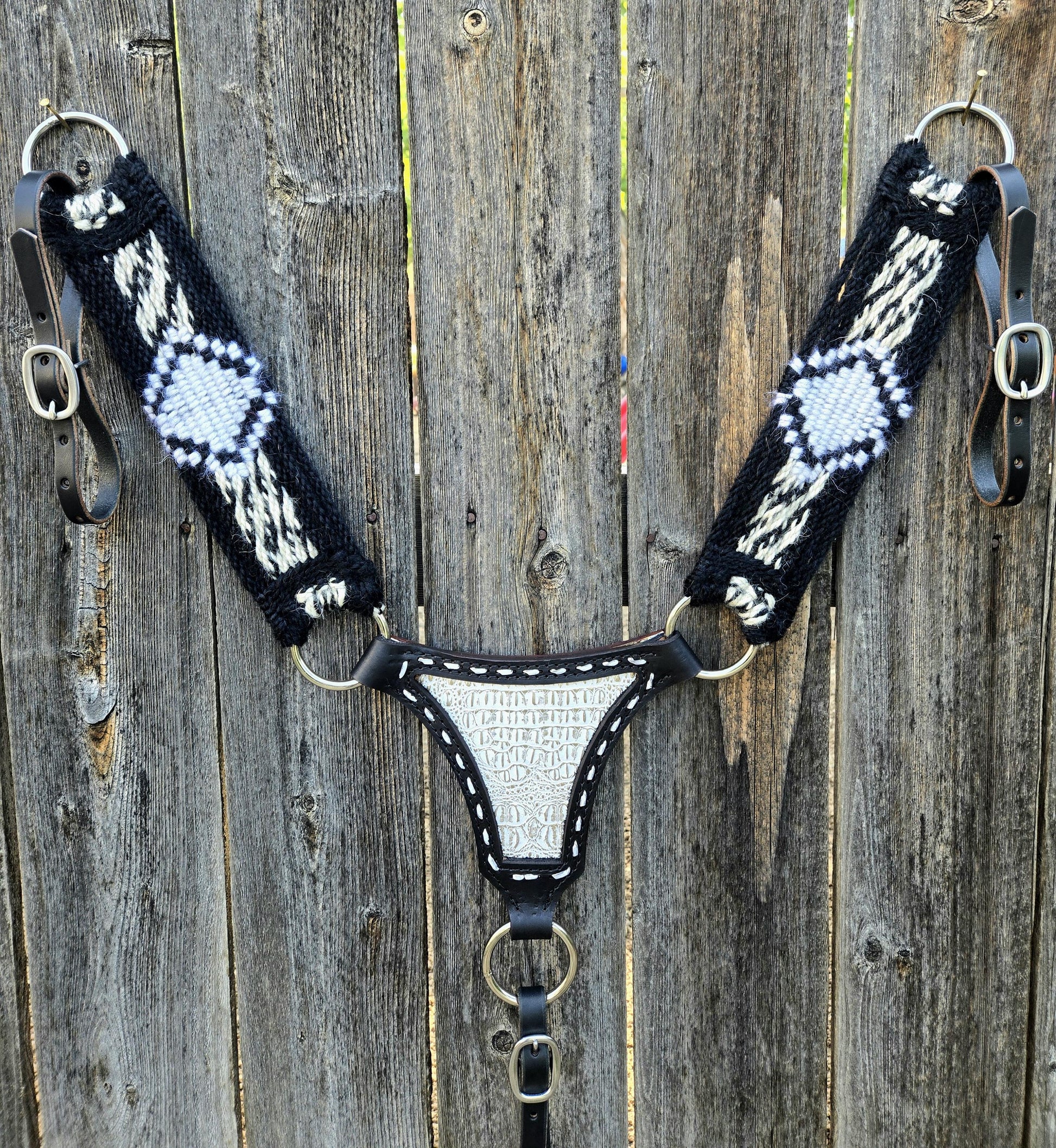 Mohair Breast Collar Gladiator Style, Tack Set for Western Horseback Riding, Herman Oak Leather Tugs, Gift for Equestrian, Horse Show Gear