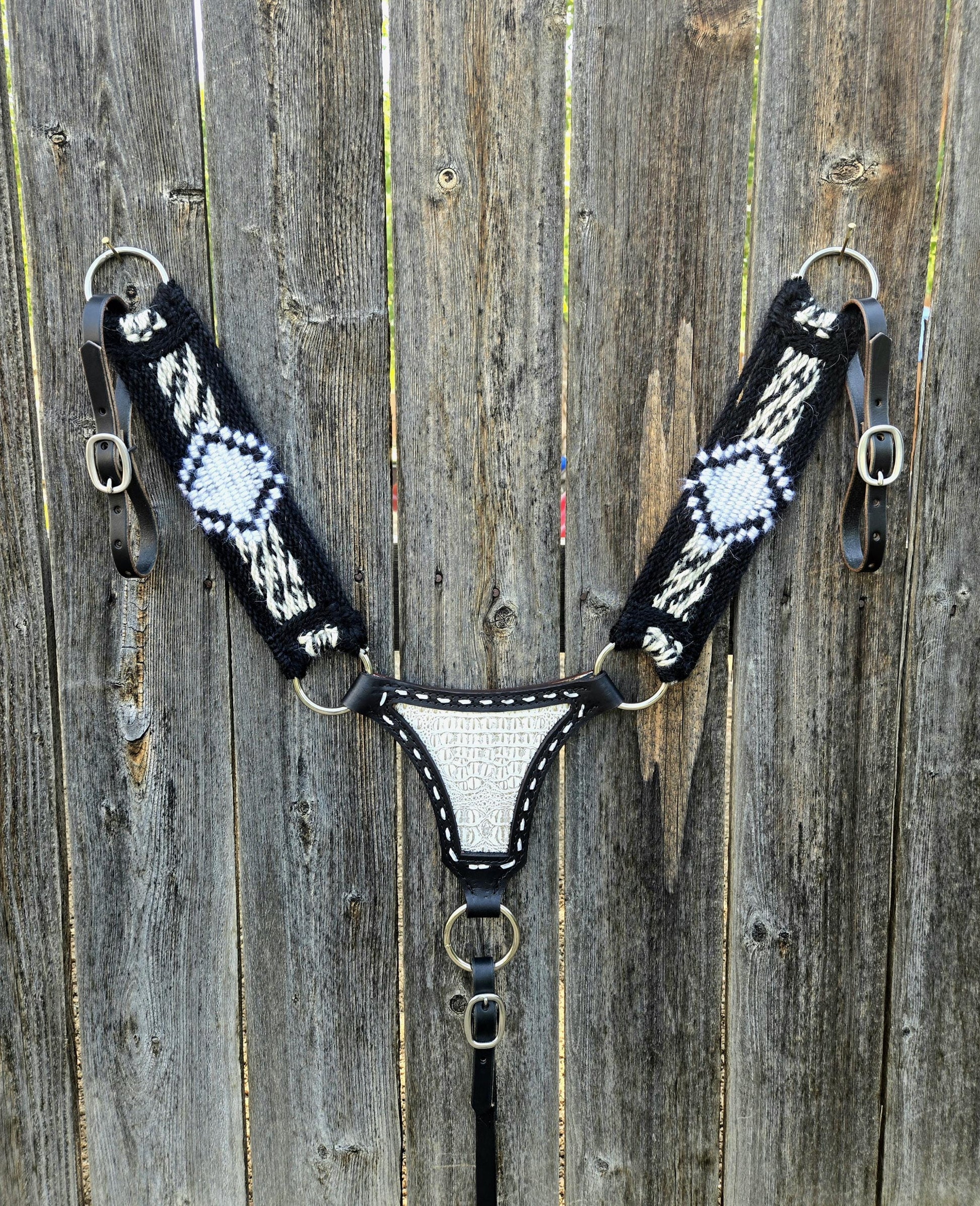 Mohair Breast Collar Gladiator Style, Tack Set for Western Horseback Riding, Herman Oak Leather Tugs, Gift for Equestrian, Horse Show Gear