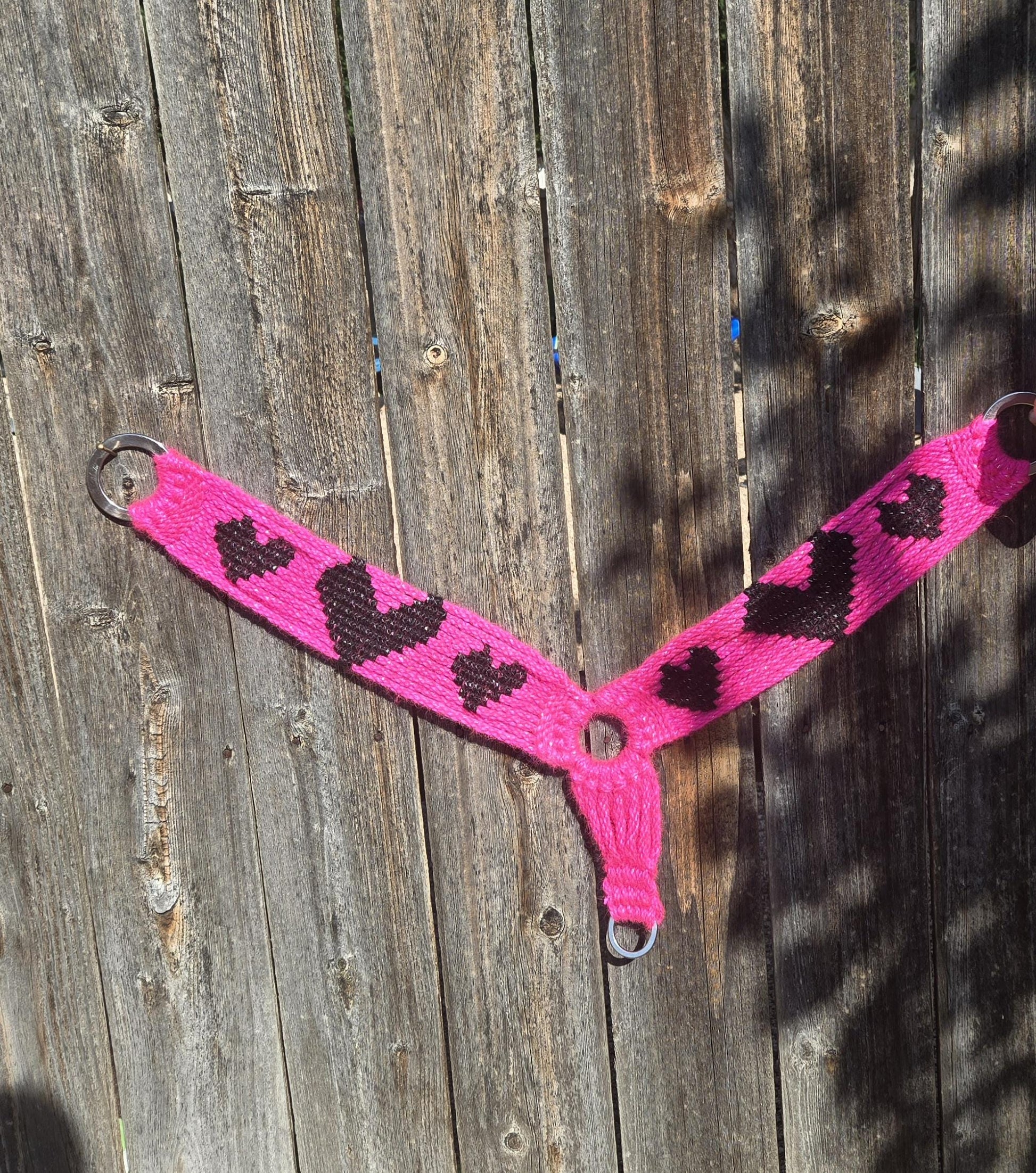 100% Mohair Breast Collar, Equestrian Tack Set for Western Horseback Riding, w/ Stainless Steel Buckles + Leather Tugs, Pink and Black Heart