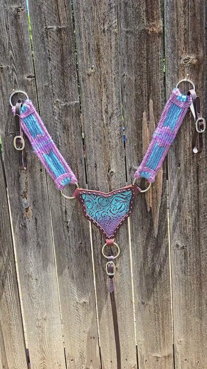 Mohair Breast Collar Gladiator Style, Tack Set for Western Horseback Riding, Herman Oak Leather Tugs, Gift for Equestrian, Horse Show Gear